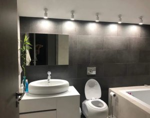 Casa unifamiliala, 2 niveluri, design lux,  120 mp, 500 mp teren, Voronet