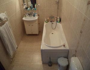 Appartement 3 chambres à louer dans Floresti