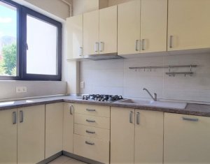 Appartement 3 chambres à louer dans Cluj-napoca, zone Zorilor
