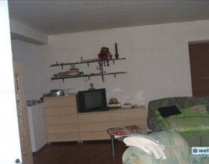 Maison 3 chambres à vendre dans Floresti