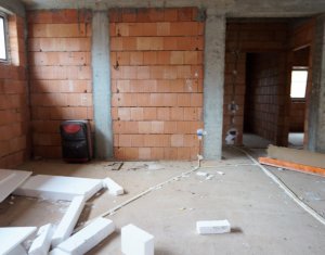 Appartement 4 chambres à vendre dans Cluj-napoca, zone Manastur