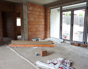 Appartement 4 chambres à vendre dans Cluj-napoca, zone Manastur