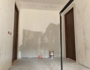 Appartement 4 chambres à vendre dans Floresti