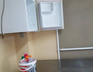 Üzlethelyiség kiadó on Luna De Sus