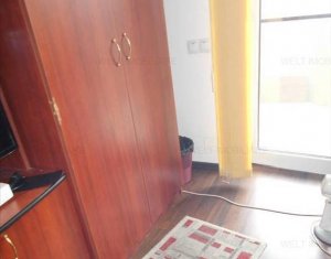Lakás 4 szobák eladó on Cluj-napoca