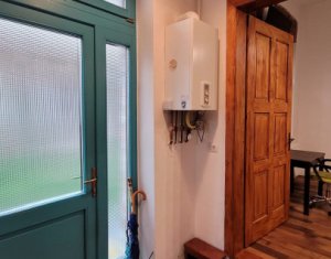 Appartement 4 chambres à louer dans Cluj-napoca, zone Centru