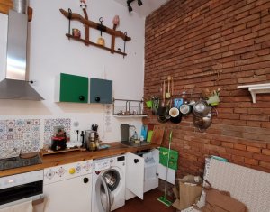 Appartement 4 chambres à louer dans Cluj-napoca, zone Centru