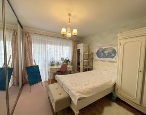 Maison 6 chambres à vendre dans Cluj-napoca, zone Andrei Muresanu
