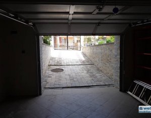 Maison 4 chambres à vendre dans Cluj-napoca, zone Zorilor