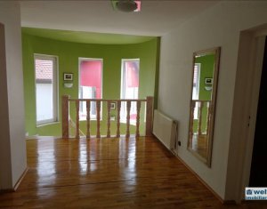 Maison 4 chambres à vendre dans Cluj-napoca, zone Zorilor