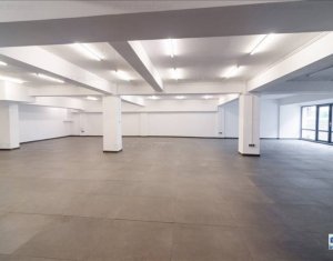 Bureau à louer, 300m2 dans Cluj-napoca