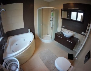 Maison 5 chambres à vendre dans Cluj-napoca, zone Centru
