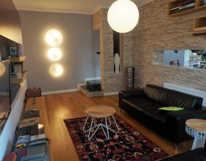 Maison 4 chambres à louer dans Cluj-napoca, zone Manastur