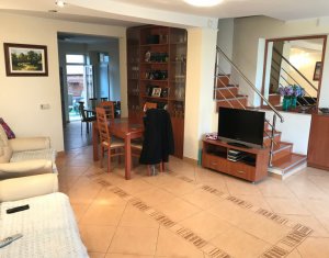 Maison 4 chambres à vendre dans Cluj-napoca, zone Zorilor