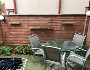 Maison 4 chambres à vendre dans Cluj-napoca, zone Zorilor