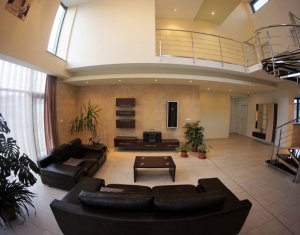 Maison 10 chambres à vendre dans Cluj-napoca, zone Centru