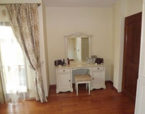 Maison 5 chambres à vendre dans Cluj-napoca, zone Europa