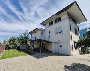 , 180m2 dans Cluj-napoca, zone Europa