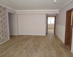 Lakás 3 szobák eladó on Cluj-napoca, Zóna Gheorgheni