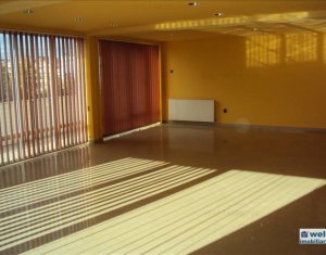 Bureau à louer, 360m2 dans Cluj-napoca, zone Zorilor