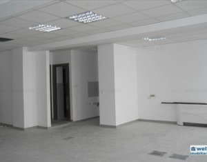 Bureau à louer dans Cluj-napoca, zone Centru