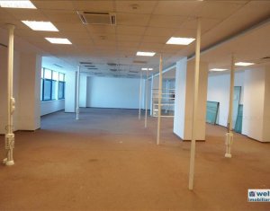Bureau à louer dans Cluj-napoca, zone Centru