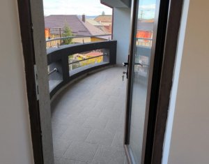 Casa individuala, 246 mp + 40 mp spatiu comercial, piscina interioara, Someseni