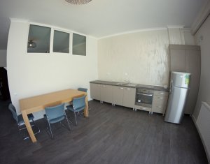 Appartement 3 chambres à louer dans Cluj-napoca, zone Marasti