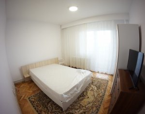 Appartement 3 chambres à louer dans Cluj-napoca, zone Marasti