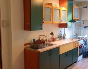 Appartement 4 chambres à louer dans Cluj-napoca, zone Zorilor