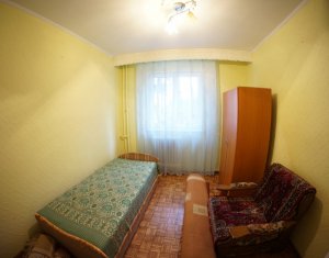Appartement 3 chambres à louer dans Cluj-napoca, zone Manastur