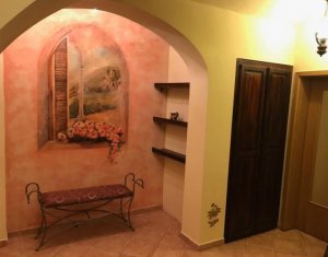 , 175m2 dans Cluj-napoca, zone Gruia