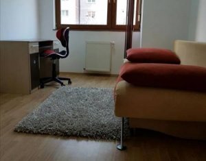 Appartement 3 chambres à louer dans Cluj-napoca, zone Marasti