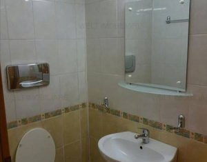 Appartement 3 chambres à louer dans Cluj-napoca, zone Marasti