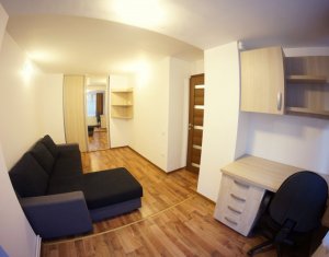 Appartement 4 chambres à louer dans Cluj-napoca, zone Centru