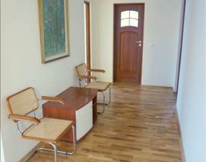 Appartement 4 chambres à louer dans Cluj-napoca, zone Andrei Muresanu
