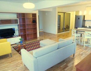 Appartement 4 chambres à louer dans Cluj-napoca, zone Andrei Muresanu