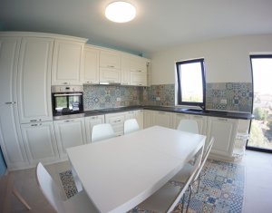 Lakás 4 szobák kiadó on Cluj-napoca, Zóna Zorilor
