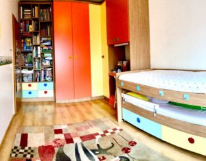 Appartement 3 chambres à vendre dans Cluj-napoca, zone Manastur