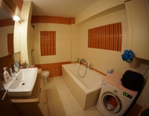 Appartement 3 chambres à vendre dans Cluj-napoca, zone Manastur