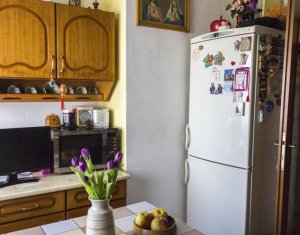 Appartement 3 chambres à vendre dans Cluj-napoca, zone Marasti