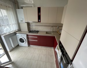 Maison 4 chambres à vendre dans Floresti, zone Centru