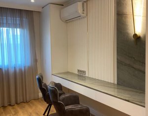 Apartament de lux 2 camere, bloc nou, zona Teatrului National, GRADINA 50 mp !! 