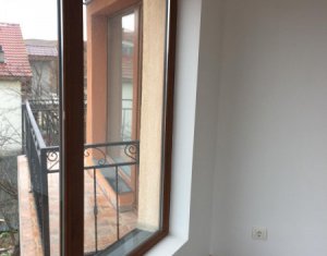 Maison 5 chambres à vendre dans Sannicoara