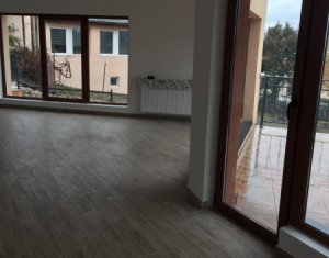 Maison 5 chambres à vendre dans Sannicoara