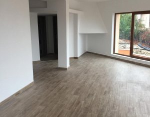 Maison 5 chambres à vendre dans Sannicoara