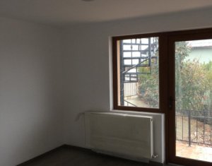 Maison 5 chambres à vendre dans Sannicoara
