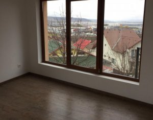 Maison 5 chambres à vendre dans Sannicoara