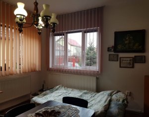 Maison 3 chambres à vendre dans Cluj-napoca, zone Someseni
