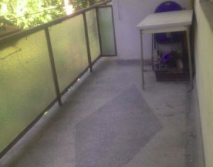 Appartement 3 chambres à vendre dans Cluj-napoca, zone Manastur